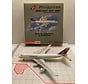 Starjets B747-400 Phillipine N751PR 1:500**Collection sale**