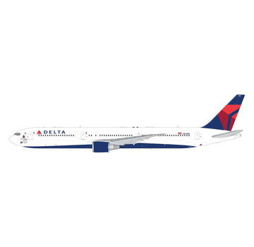 Gemini Jets B767-400ER Delta Air Lines N842MH "Vince Dooley," **NEW MOULD!** 1:200 *Pre-Order