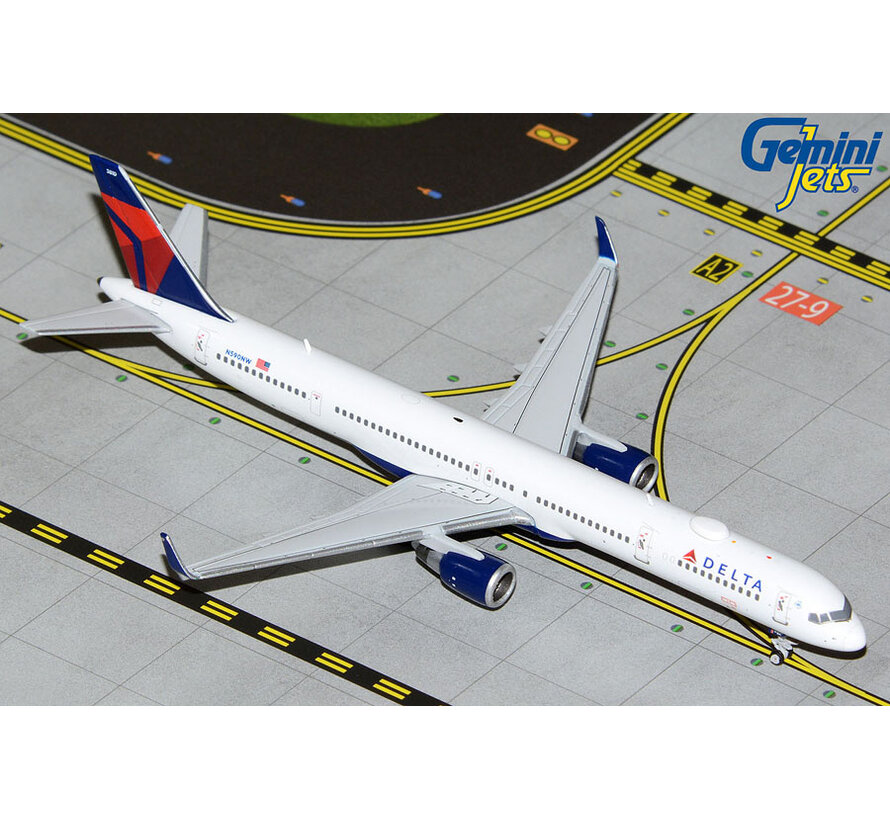 B757-300W Delta Air Lines N590NW 1:400 winglets**Collection sale**