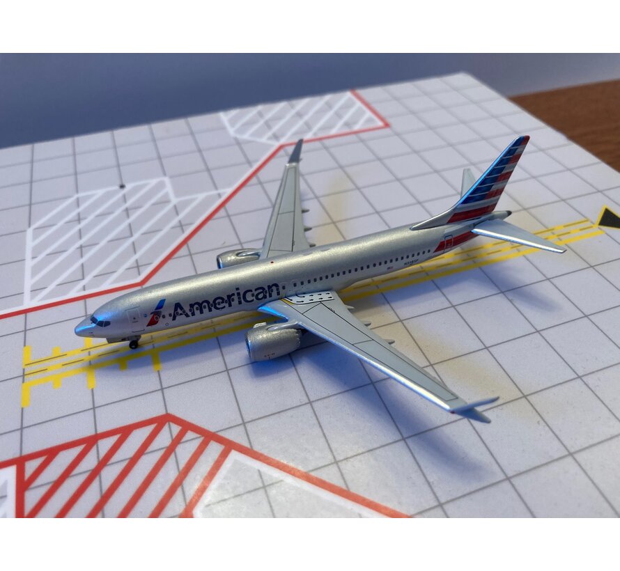 B737-8MAX American N318SF 1:400**Collection sale**