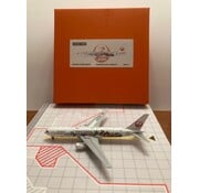 JC Wings B767-300ER Japan Airlines 35th Happiest Celebration JA612J 1:400 **Collection sale**
