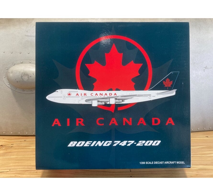 B747-200 Air Canada C-GAGB 'Green tail' 1:200**Collection sale**