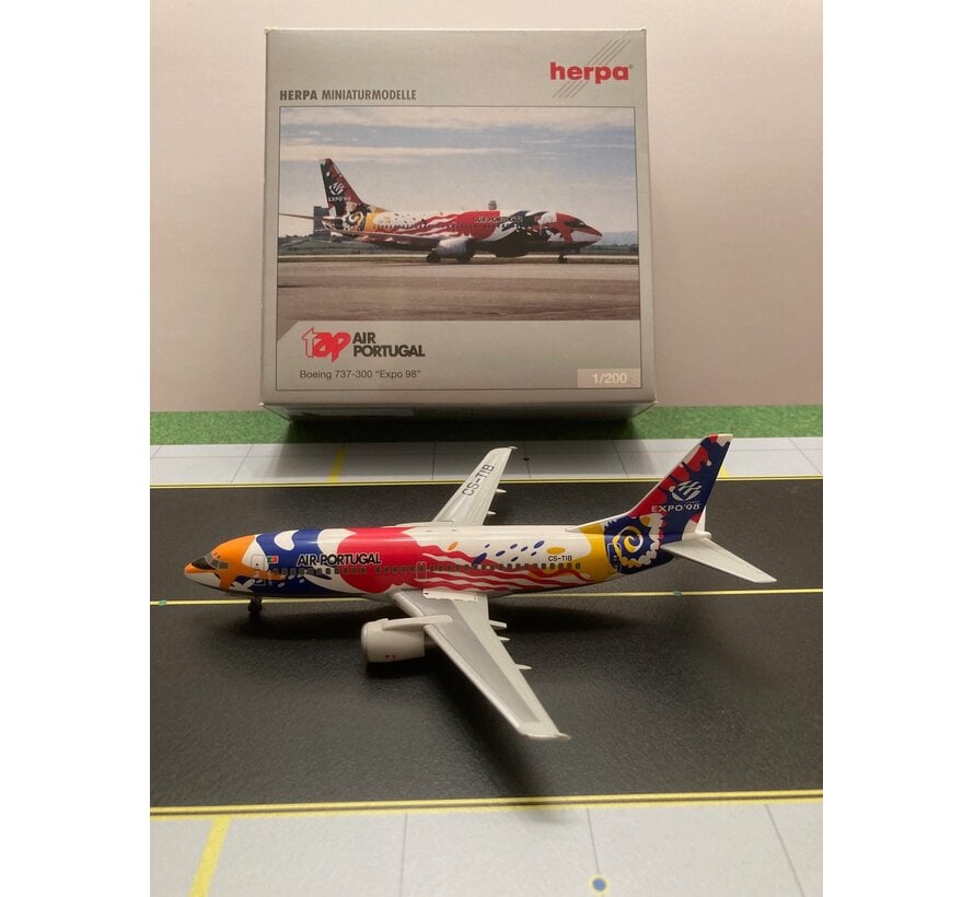 B737-300 TAP Air Portugal CS-TIB 'Expo '98' 1:200[plastic]**Collection sale**