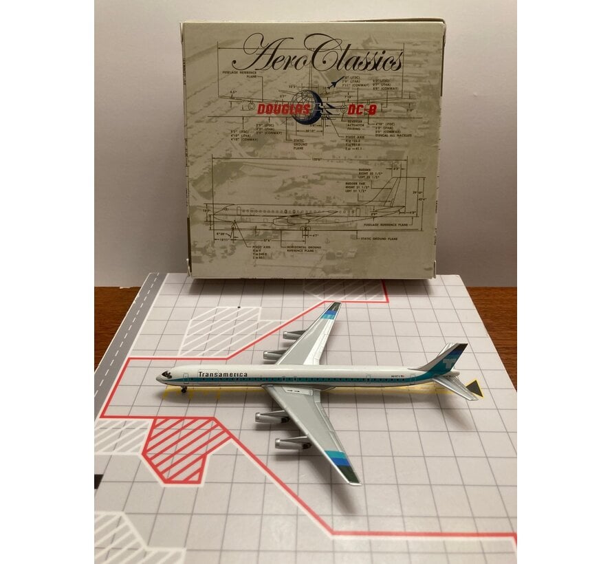 DC8-63 Transamerica N870TV 1:400**Collection sale**