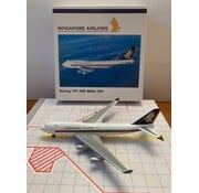 Herpa B747-400 Singapore 'Megatop' with stand 1:500**Collection sale**