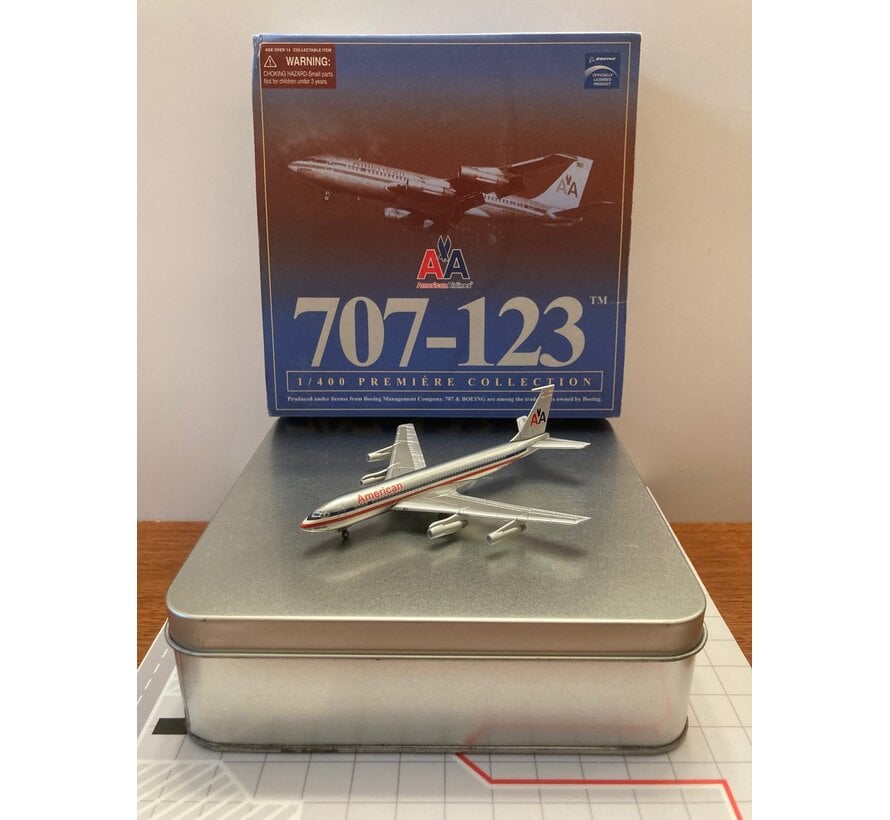 B707-100 American N7524A 1:400 Tin box**Collection sale**