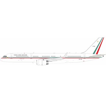 InFlight B757-200W Fuerza Aerea Mexicana Mexico Air Force new livery XC-UJM TP-01 1:200 winglets +pre-order+