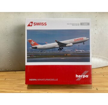 Herpa A330-300 Swiss HB-JHF 'Bern' 1:200[plastic]**Collection sale**