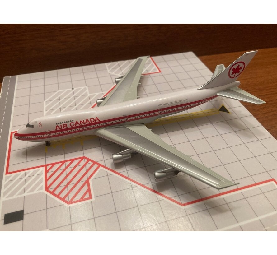 B747-233 AIR CANADA 1:400 Twin Pack**Collection sale**