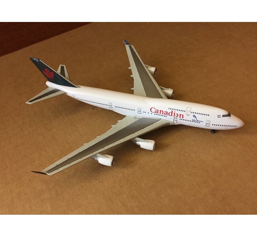B747-400/B767-300 Canadian/Air Canada Green Tail 1:400 2-pack**Collection sale**