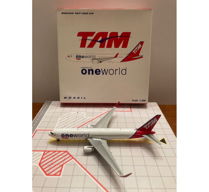 B767-300W TAM OneWorld PT-MOC 1:400**Collection sale**