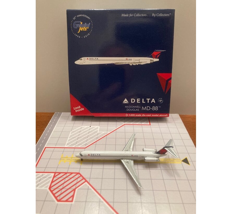 MD88 Delta 2007 livery N903DE 1:400 (2nd) **Collection sale**
