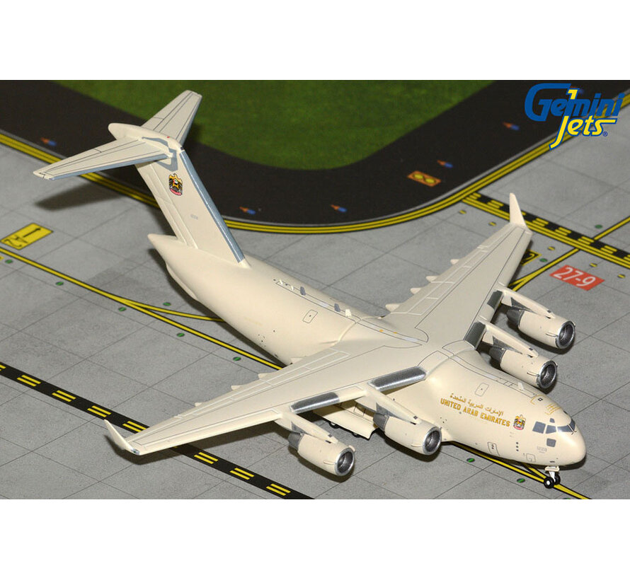 C17A Globemaster III UAE Air Force tan/gold livery 1228 1:400 *New Arrival