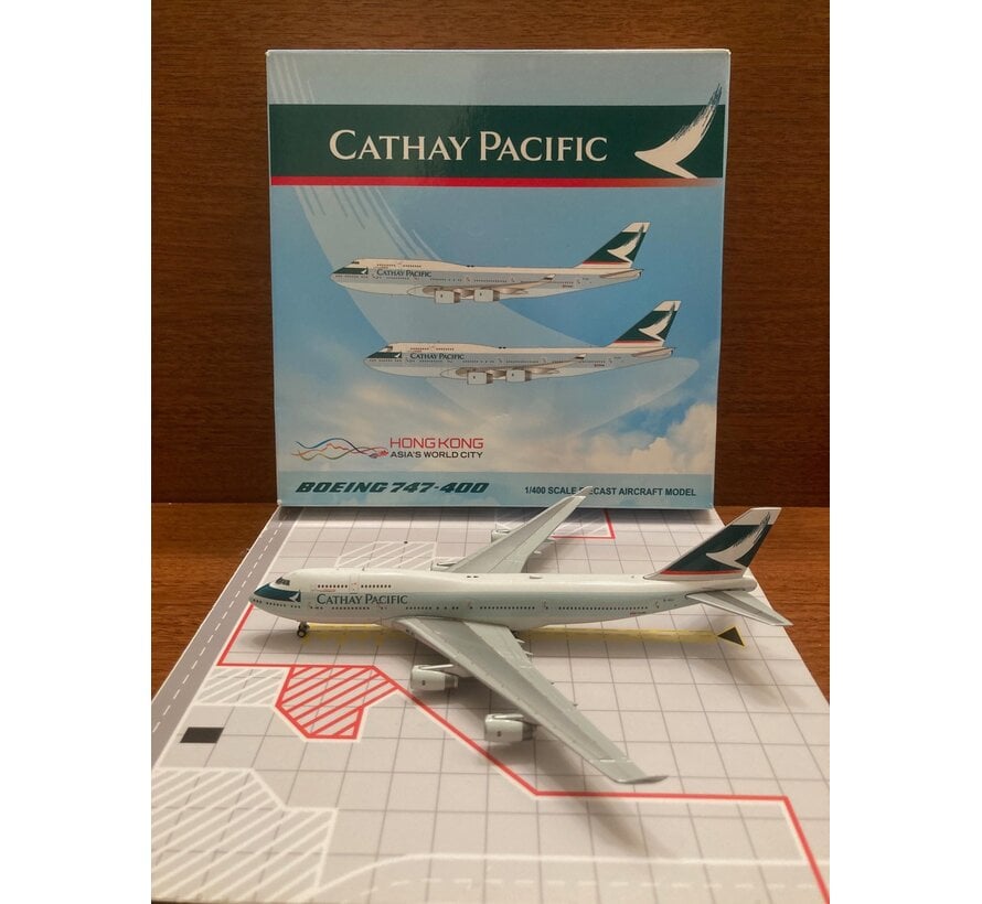B747-400 Cathay Pacific B-HUJ [RR engines-last flight] 1:400**Collection sale**