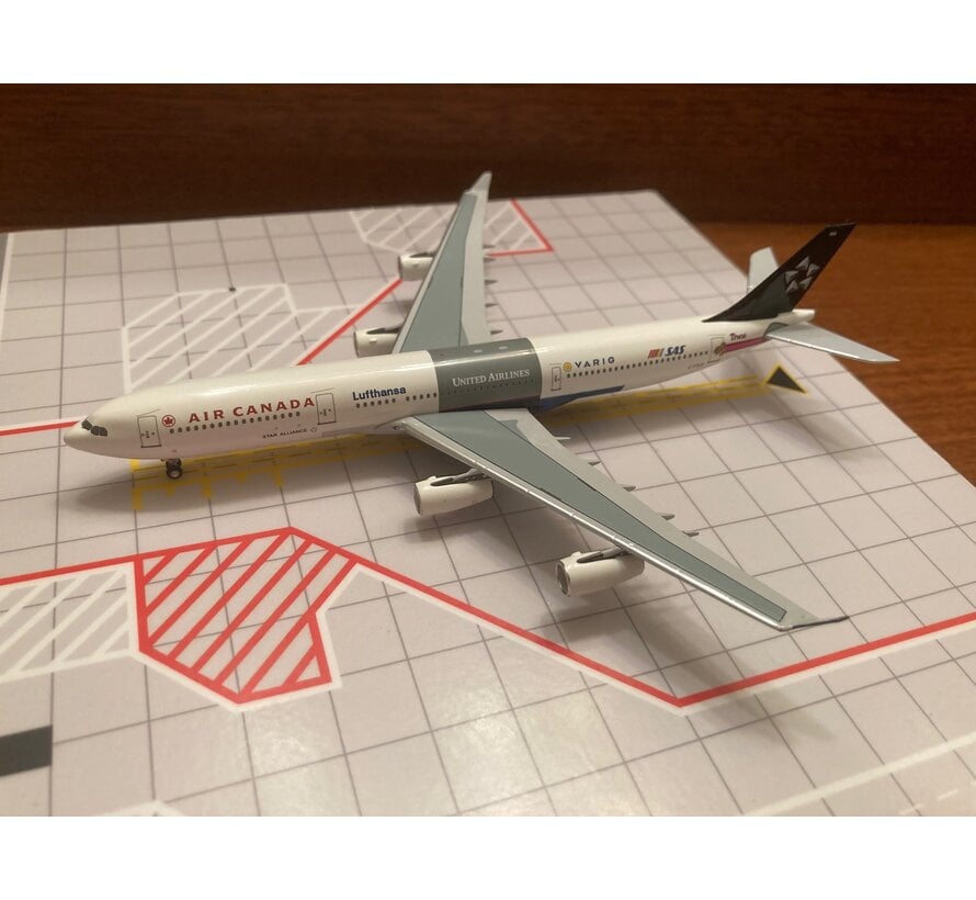 Aeroclassics A340-300 Air Canada C-FYLD Star Alliance 1:400 **Collection sale**