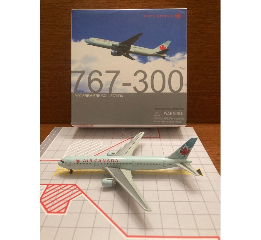 B767-300 Air Canada C-GGFJ 'Ice Blue' 1:400**Collection sale**