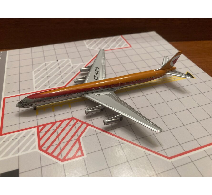 Aeroclassics DC8-63 CP Air CF-CPQ orange livery 1:400 [Polished] **Collection Sale**