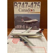 Dragon B747-475 Canadian Airlines C-GMWW 'Maxwell W. Ward'' 1:400**Collection sale**