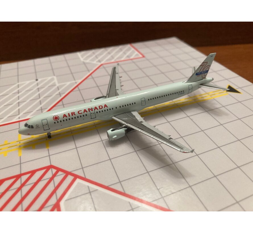 A321 Air Canada C-GIUB 'Ice blue' 70th Anniversary 1:400**Collection sale**CUSTOM MODEL
