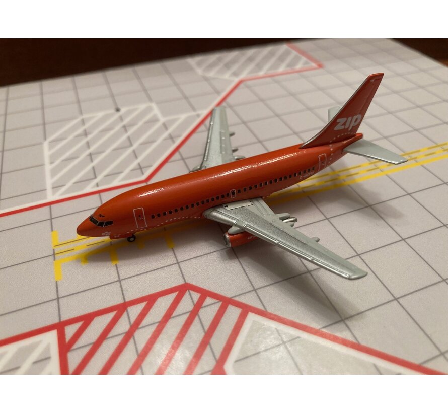 B737-200 ZIP C-GCPO Orange 1:400**Collection sale**CUSTOM MODEL