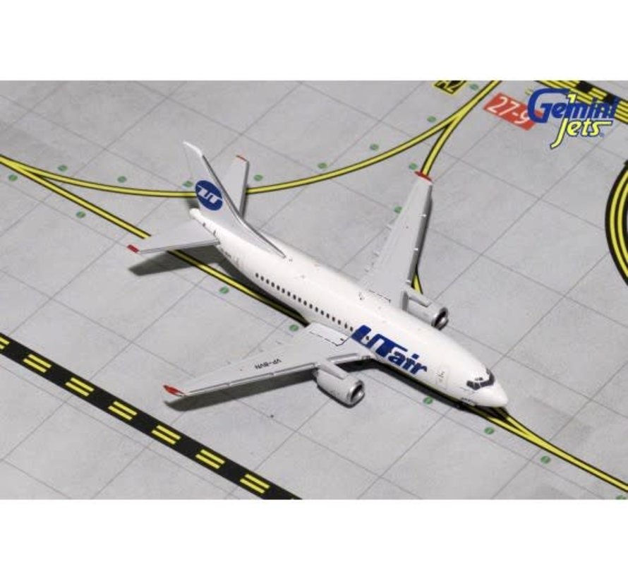 B737-500 UT AIR VP-BVN 1:400