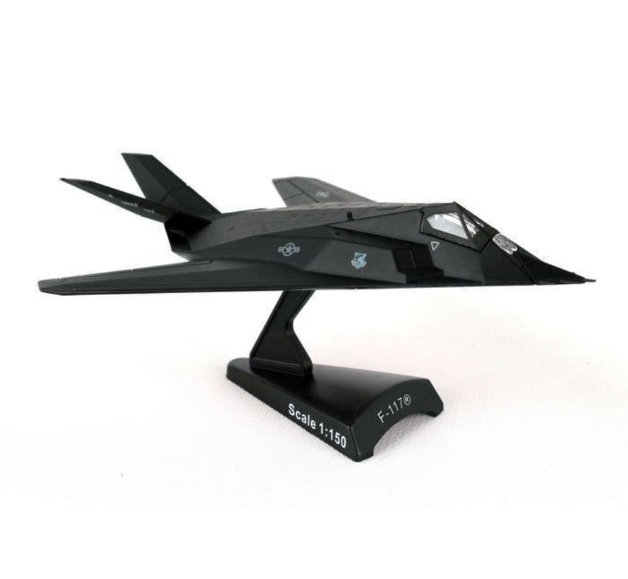 F117 Nighthawk Stealth Fighter USAF 1:150 with stand