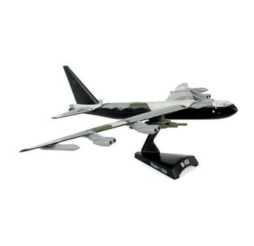 Postage Stamp Models B52D Stratofortress USAF Black Tail Vietnam 1:300 with stand