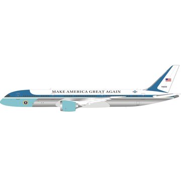 InFlight B787-9 Dreamliner US Air Force USAF Make America Great 78000 1:200 With Stand