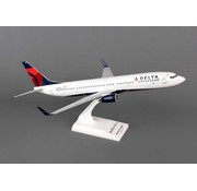 SkyMarks B737-900ERW Delta 2007 livery  1:130 with stand