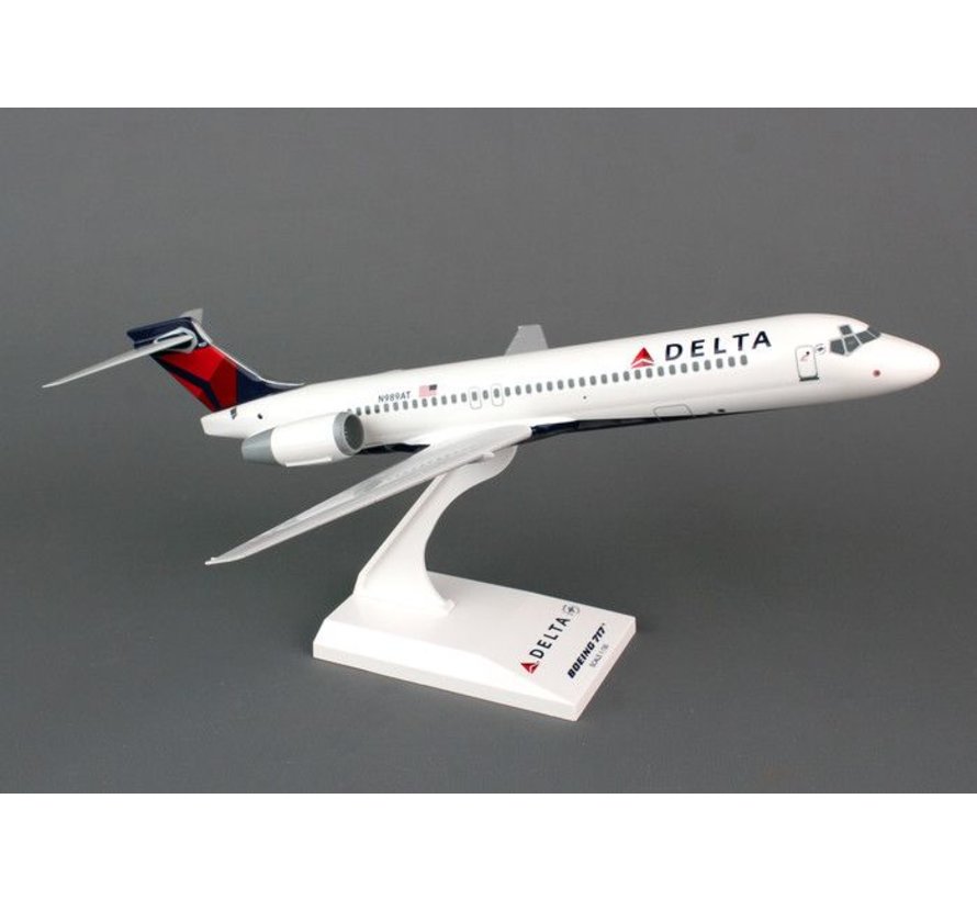 B717-200 Delta 2007 livery 1:130 with stand