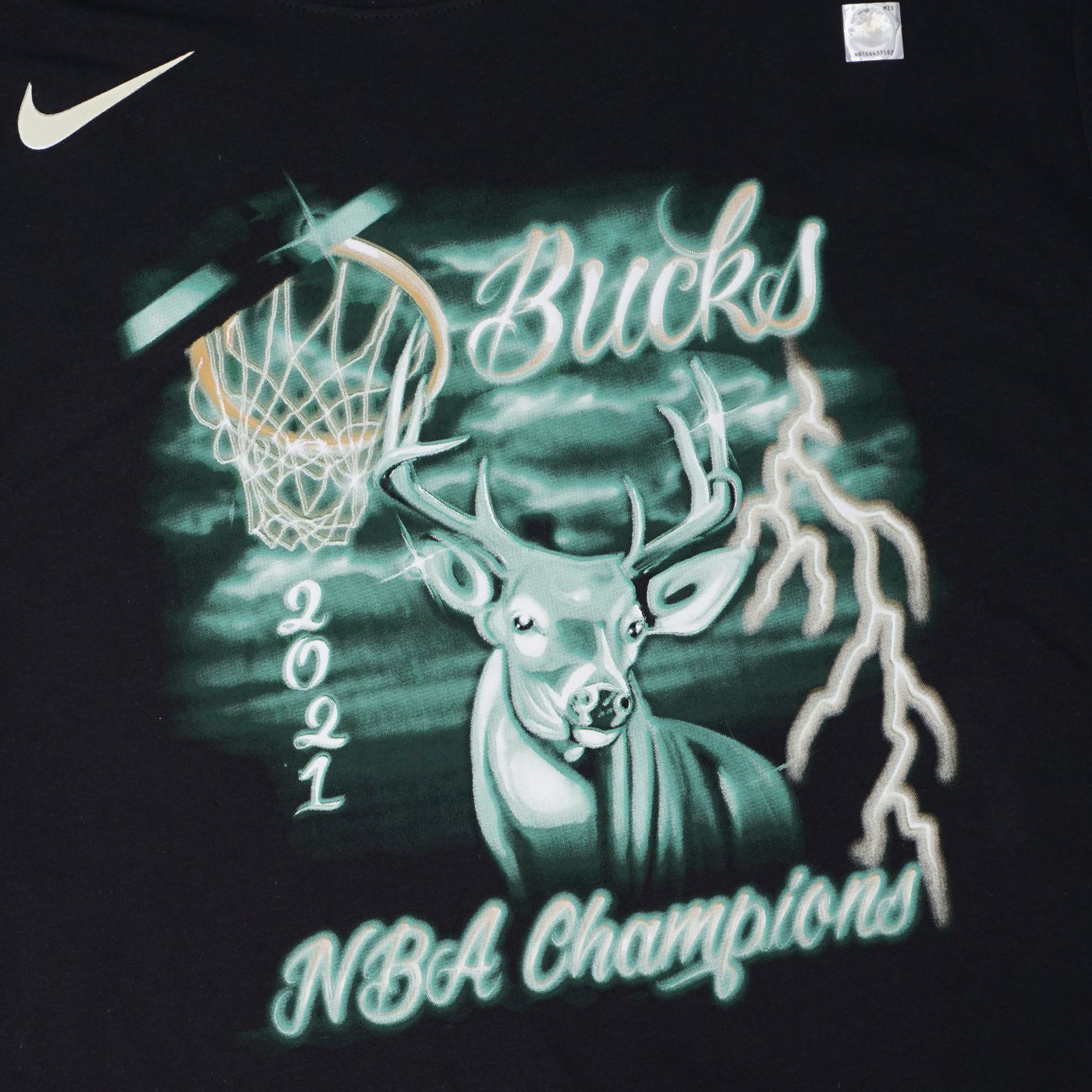 Nike Milwaukee Bucks 2021 NBA Finals Champions Bucks in 6 T-Shirt