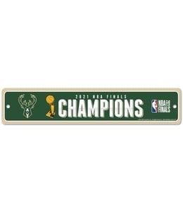 Milwaukee Bucks Nike 2021 NBA Finals Champions Celebration Expressive  T-Shirt