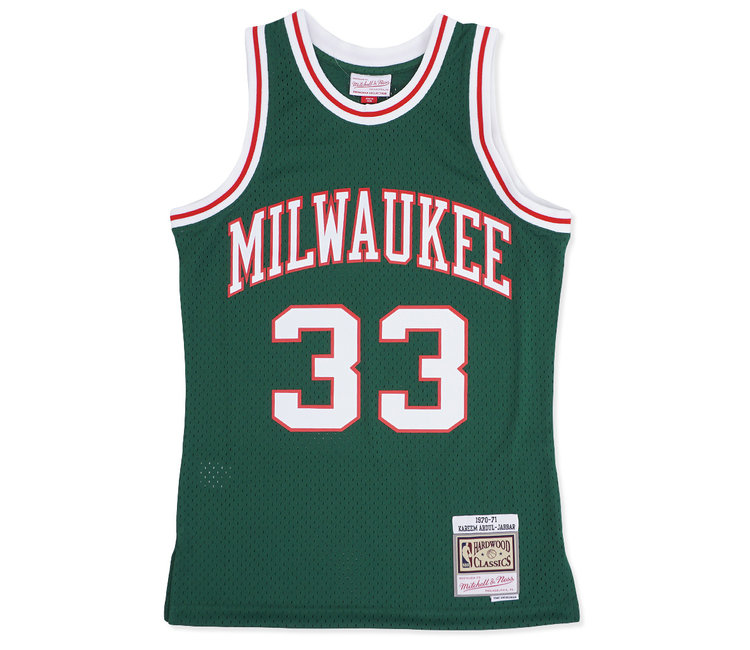 Mitchell & Ness Kareem Abdul-Jabbar Milwaukee Bucks White Hardwood Classic Swingman Jersey / Large