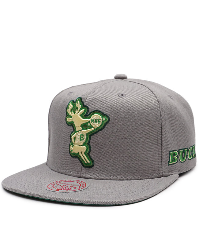 MITCHELL AND NESS x MODA3 Bucks Homecourt Bango Snapback Hat