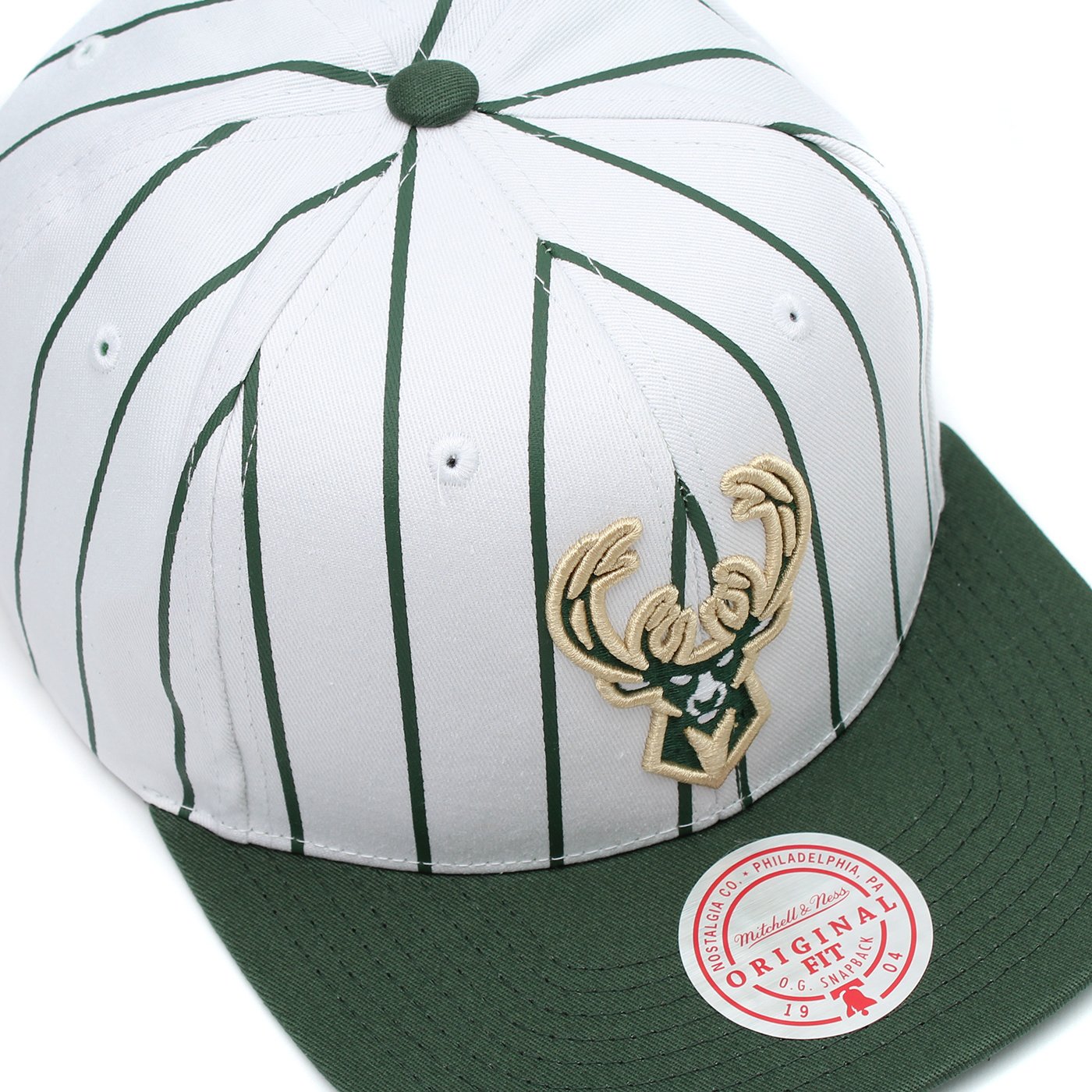 Mitchell & Ness Milwaukee Bucks Retro Pinstripe Snapback Hat - White - MODA3