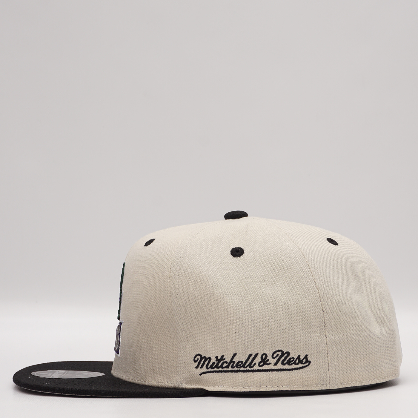 Milwaukee Bucks Mitchell & Ness x Lids Hardwood Classics Shockwave Snapback  Hat - White