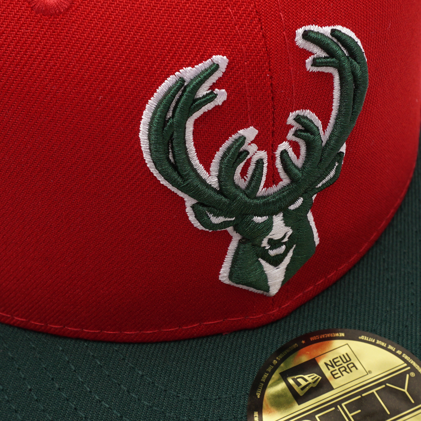 New Era 59FIFTY Identity D3 Green Milwaukee Bucks Fitted Hat / 7 3/8