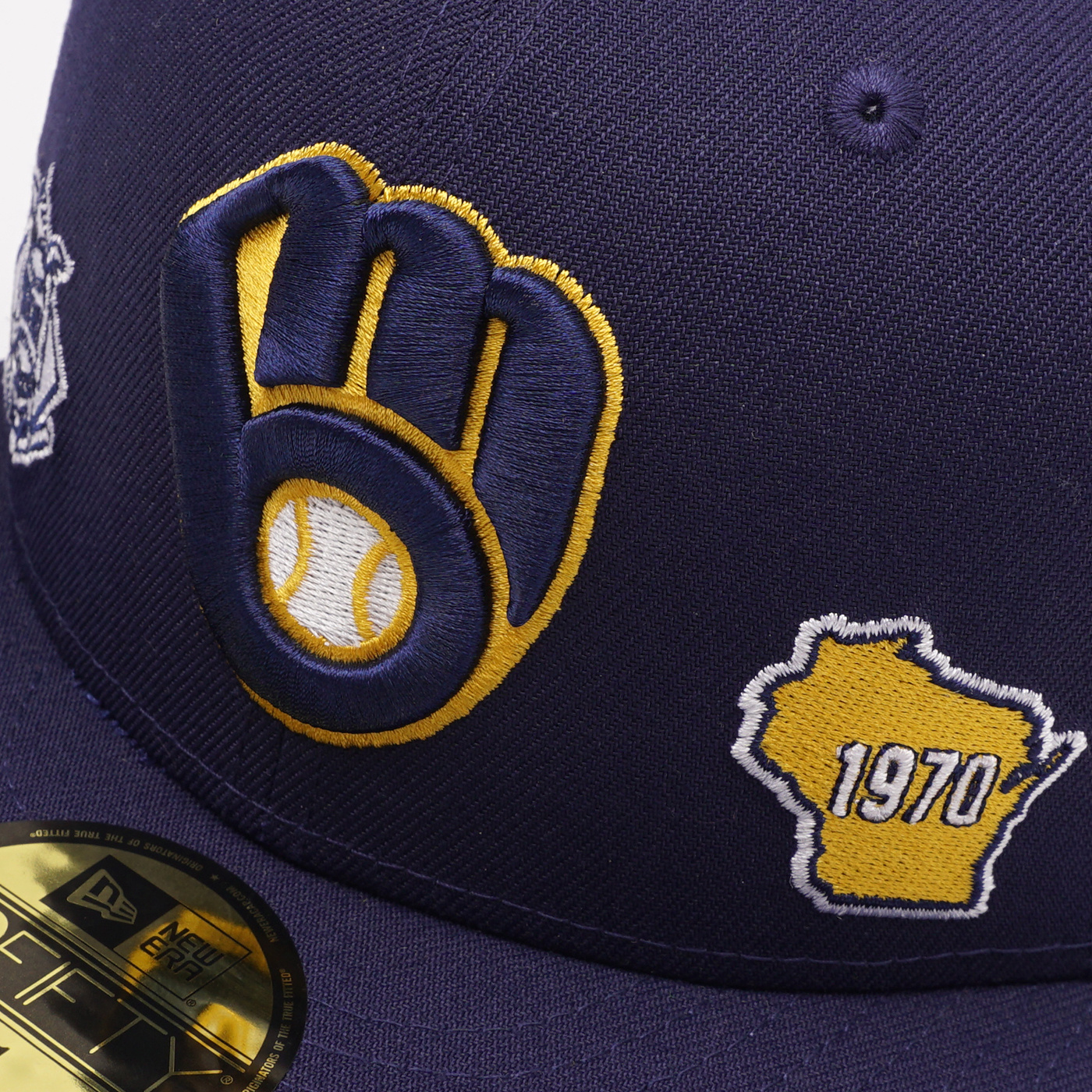 New Era Milwaukee Brewers 'Pack' 59Fifty Fitted Hat - Black - MODA3