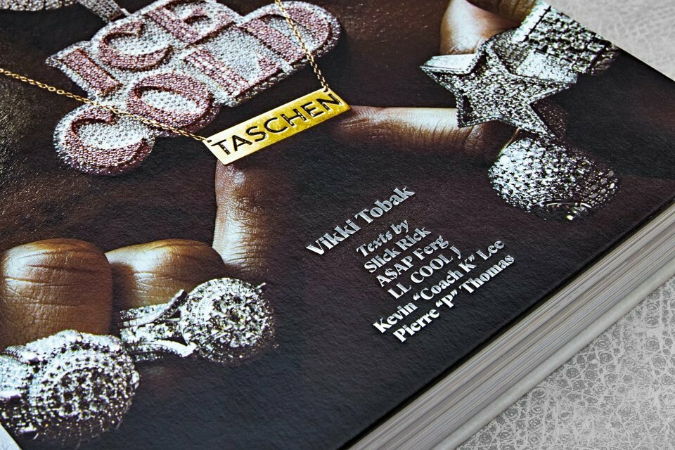 Ice Cold. a Hip-Hop Jewelry History [Book]