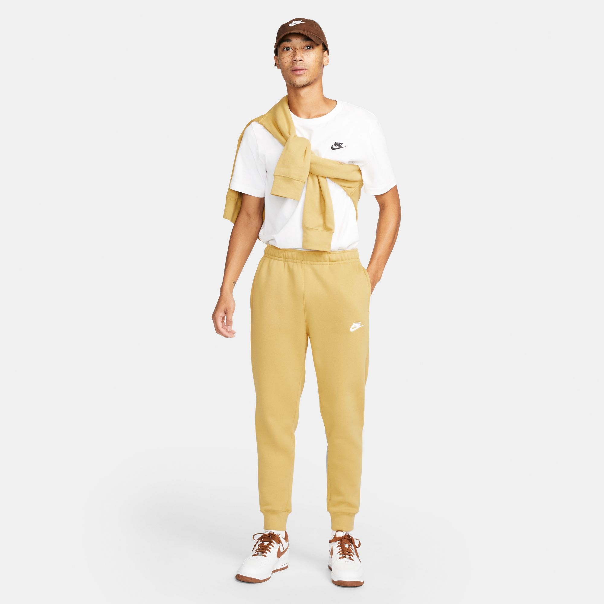 Nike Club Jogger Pant - Wheat Gold/White - MODA3