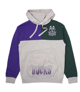 MITCHELL AND NESS BUCKS TIE BREAKER PULLOVER HOODIE