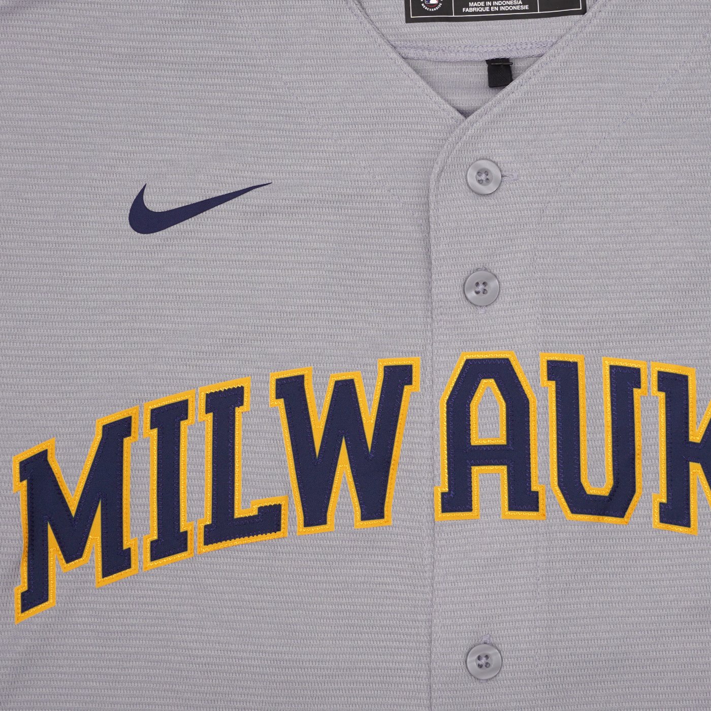 Nike Men's Christian Yelich Gray Milwaukee Brewers Road Authentic Player Logo Jersey - Gray