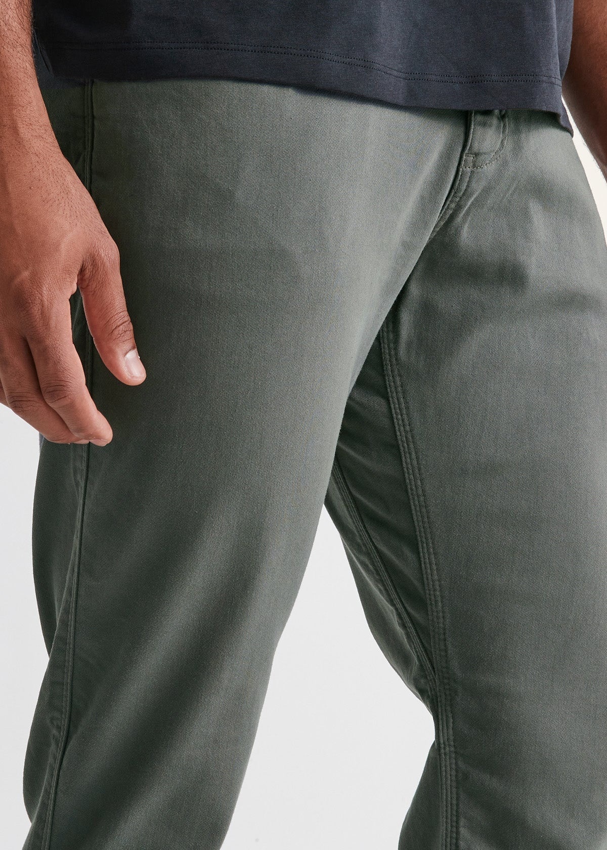 DUER No Sweat Pant Relaxed Taper - Gull