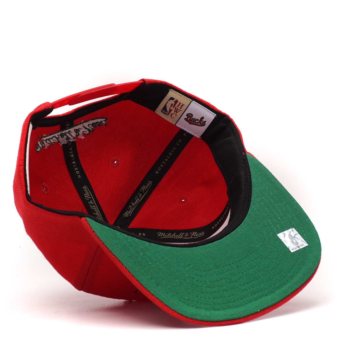 Men's Mitchell & Ness Red Milwaukee Bucks Hardwood Classics Tonal Snapback  Hat