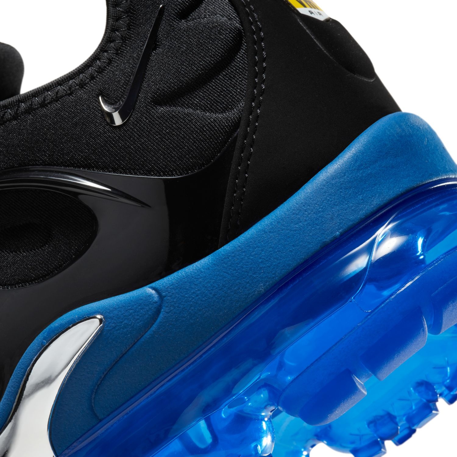 Vapormax plus cheap black blue