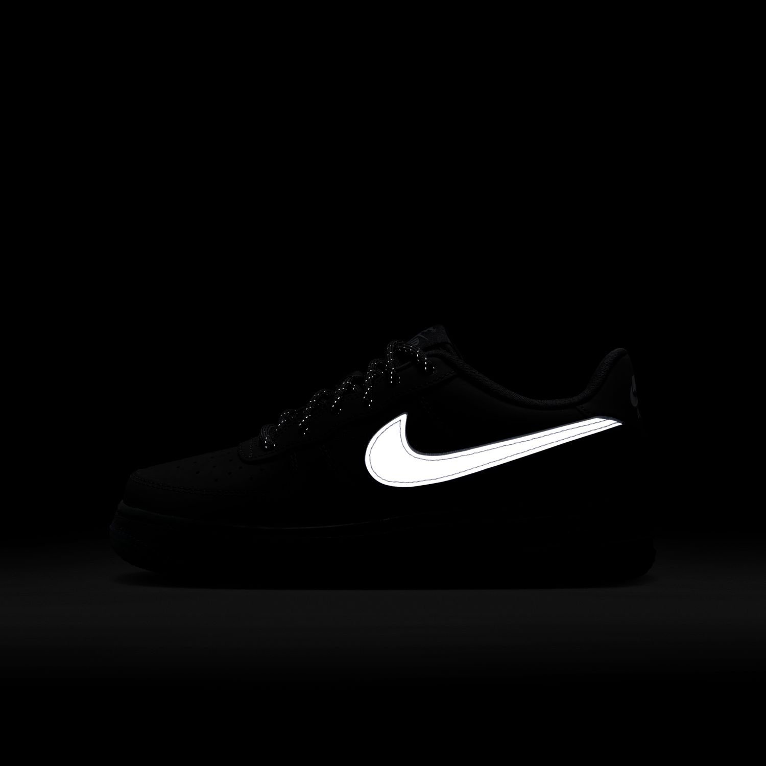 Nike Air Force 1 Low GS Reflective Swoosh FV3980-001