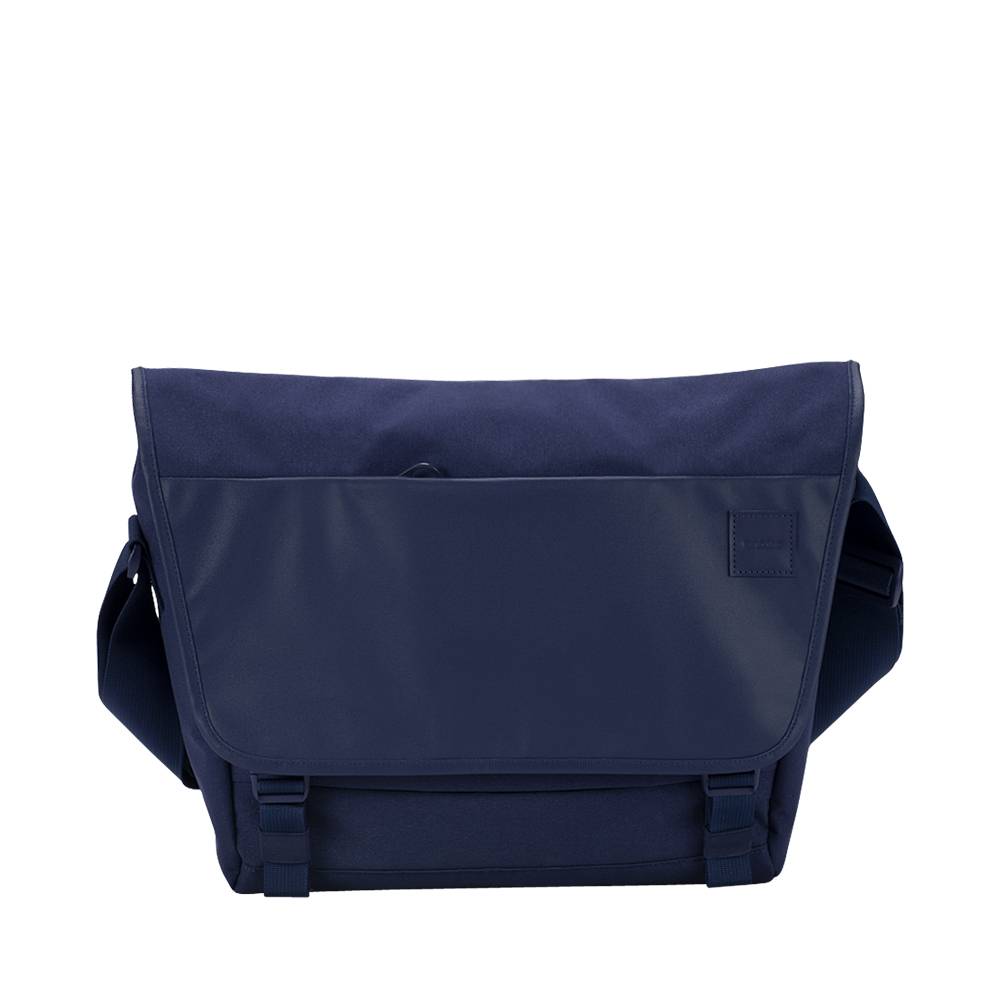 incase compass messenger bag