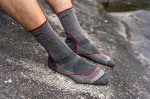DARN TOUGH - Light Hiker Lightweight Micro Crew Taupe Men's