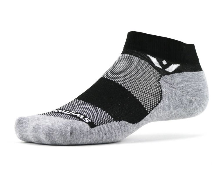 Swiftwick Swiftwick - Maxus - Ankle - Black