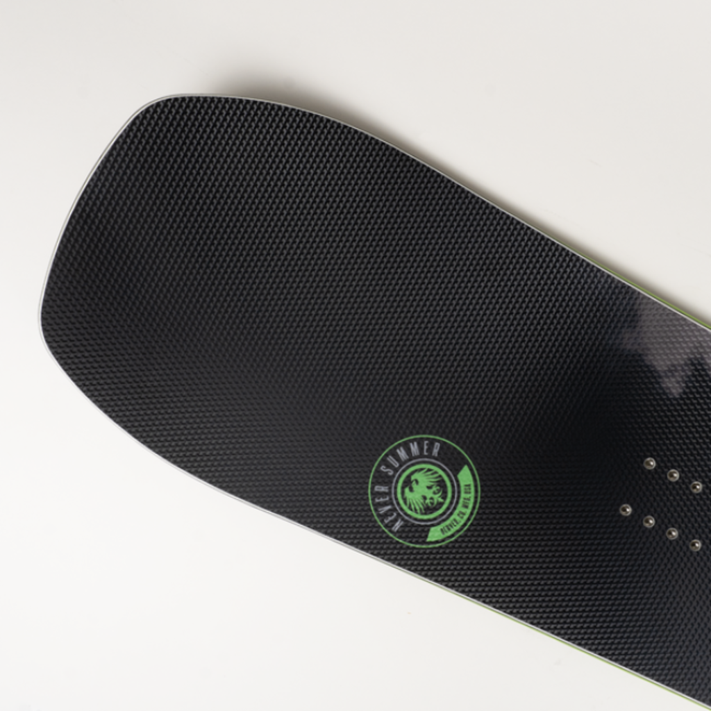 NEVER SUMMER Trooper Snowboard 2025/2026